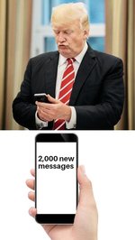 Trump Looking At Phone 22112021125221.jpg