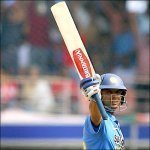 417933_dravid_batting.jpg