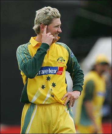 michael_clarke_1_368x440.jpg