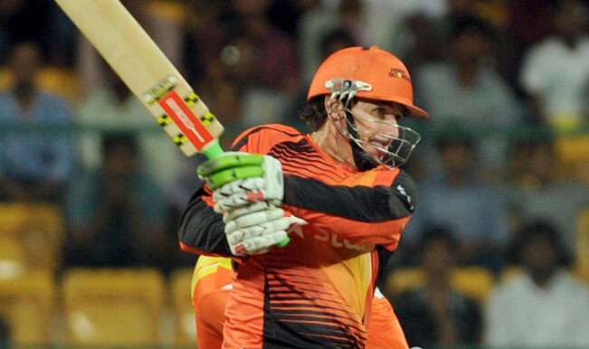 brad-hogg.jpg