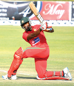 Vusi-Sibanda-Zimbabwe-cricket.jpg