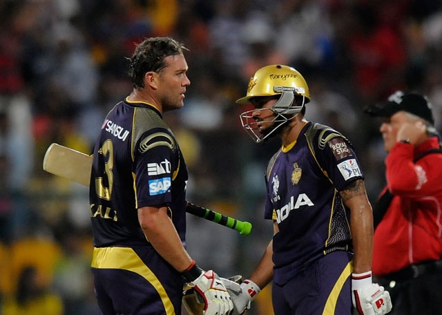 jaques-kallis-manish-pandey-640.jpg