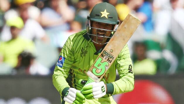 Haris-Sohail-of-Pakistan-bats87.jpg