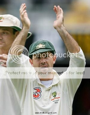 Ricky-Ponting-HD-after-batting-wallpaper-2012.jpg