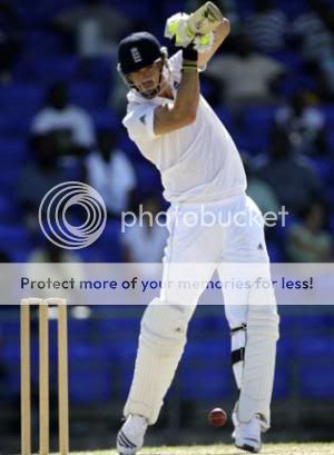 Kevin-Pietersen_118802t.jpg