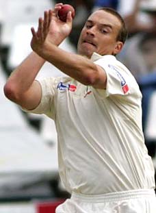 StuartClarkAP041006_228x311.jpg