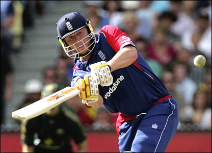 _42442539_flintoff416.jpg