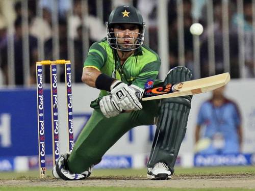 aap_1693_120829_MisbahulHaq_800x600.jpg