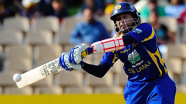Tillakaratne-Dilshan-Player-of-the-match-for-his-all-round-performance1.jpg
