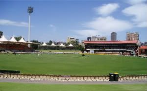800px-AdelOval07-1-1.jpg