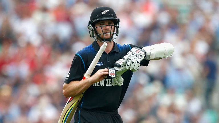 Kane-Williamson-out-ODI_3314475.jpg