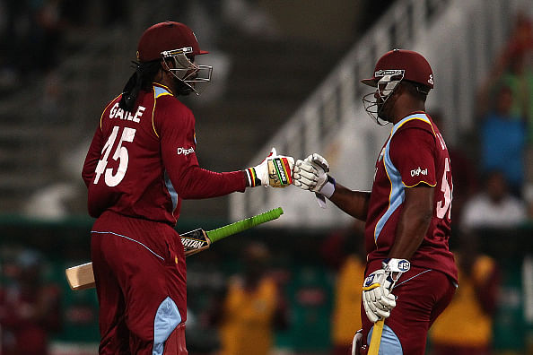 chris-gayle-dwayne-smith-1420890548.jpg