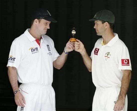 ashes-with-strauss-ponting3_jx4Jd_17022.jpg