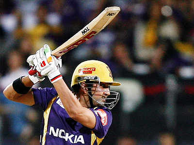 The-Kolkata-batsmen-with-captain-Gautam-Gambhir-leading-from-the-front-as-usual-exploited-the-express-pace-of-the-Delhi-bowlers-to-the-hilt-posting-a-challenging-162-for-four-.jpg