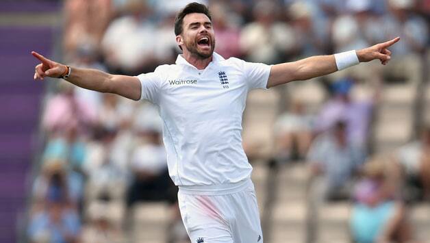 England-bowler-James-Anderson-celebrates-after-dismissing-India-batsman-Virat-Kholi-91.jpg