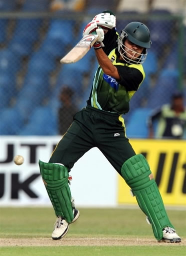 Fawad-Alam-2.jpg